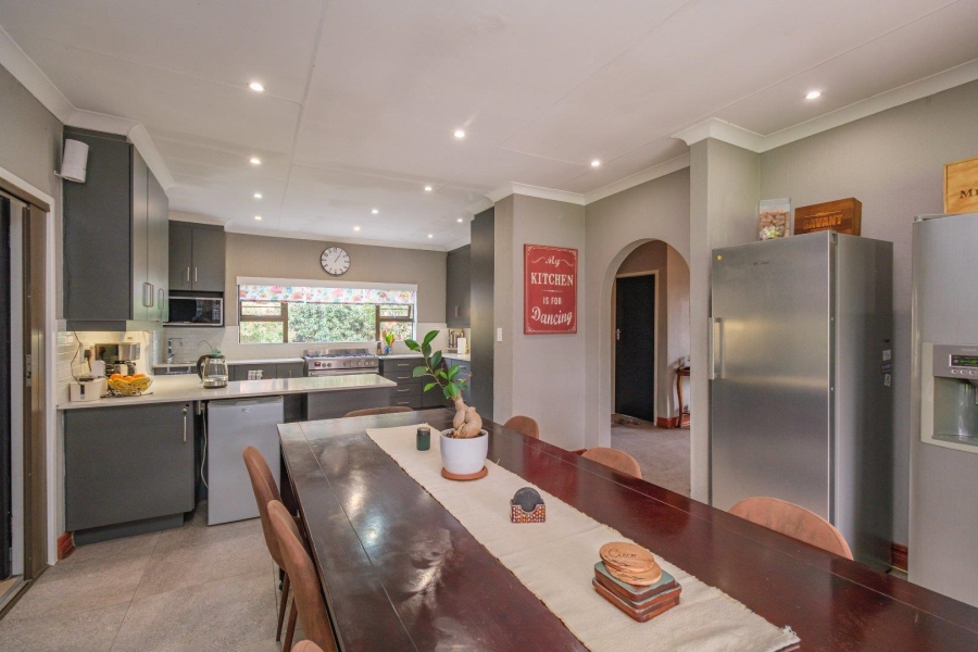4 Bedroom Property for Sale in Clubview Gauteng