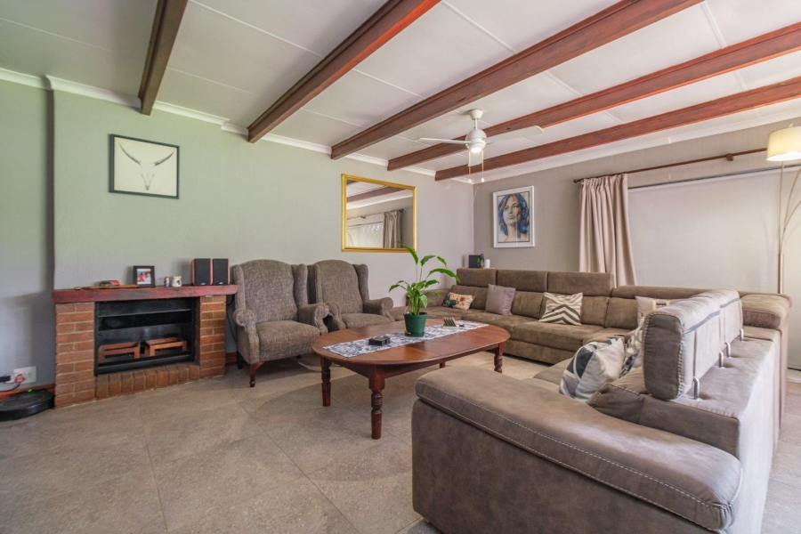 4 Bedroom Property for Sale in Clubview Gauteng