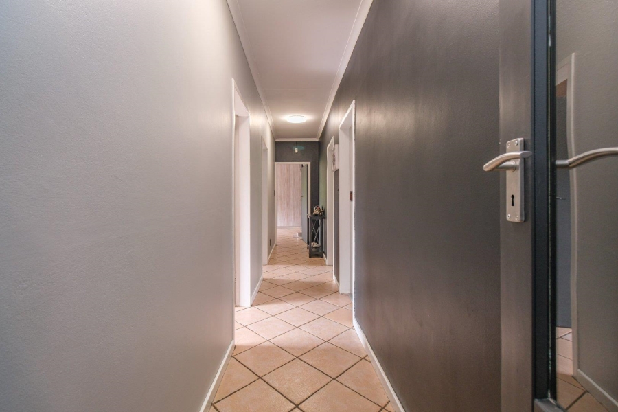 4 Bedroom Property for Sale in Clubview Gauteng