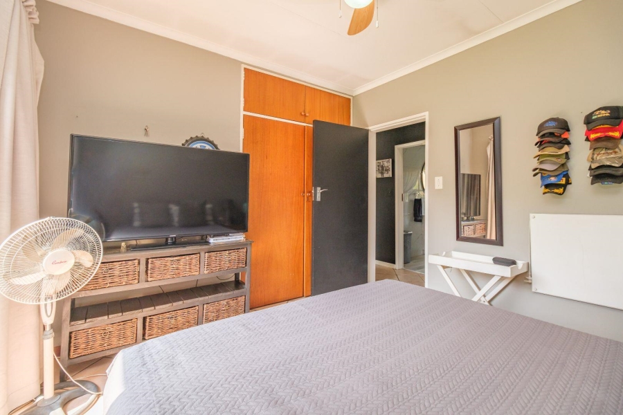 4 Bedroom Property for Sale in Clubview Gauteng