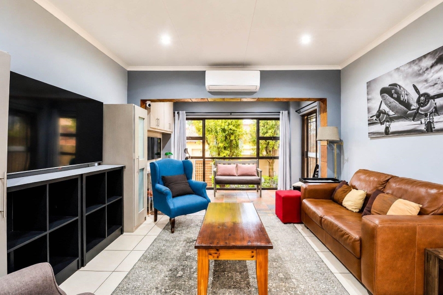 2 Bedroom Property for Sale in Mooikloof Ridge Gauteng
