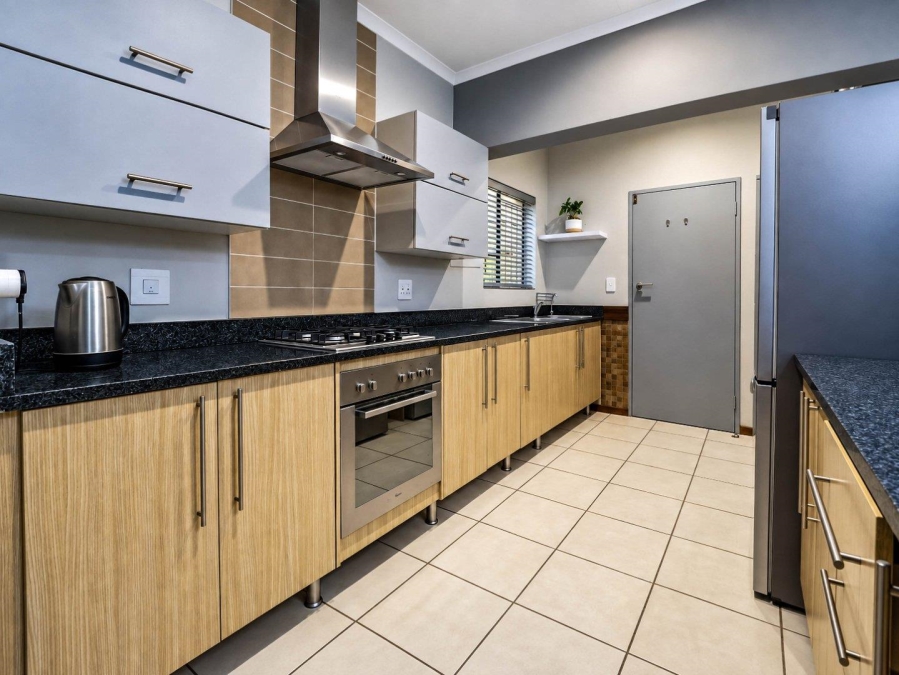 2 Bedroom Property for Sale in Mooikloof Ridge Gauteng