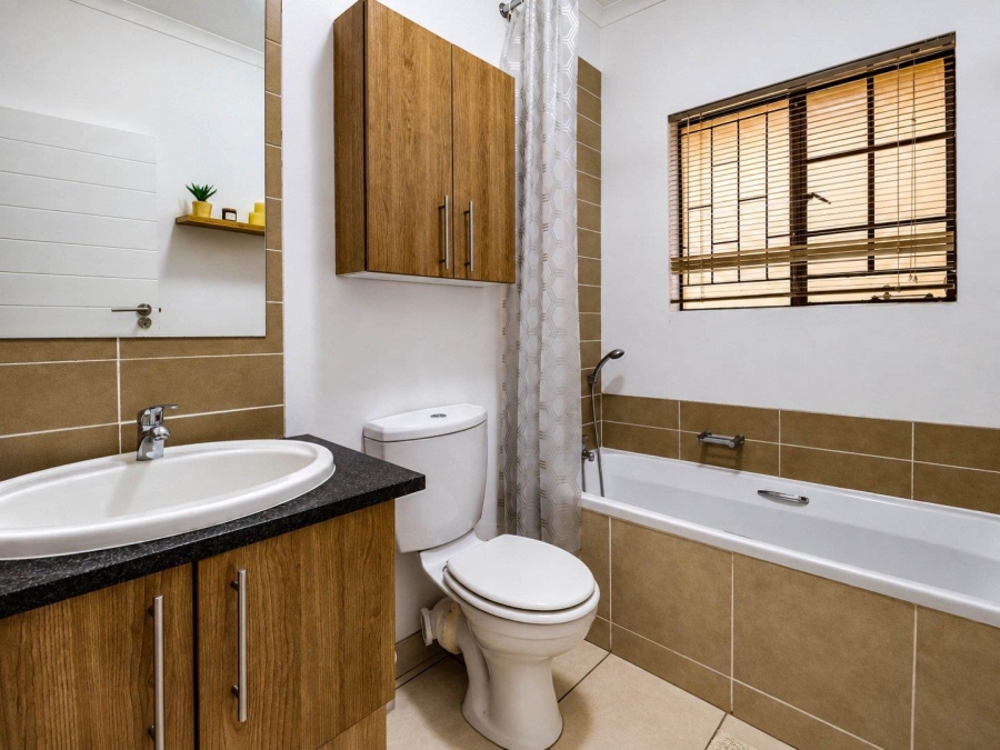 2 Bedroom Property for Sale in Mooikloof Ridge Gauteng