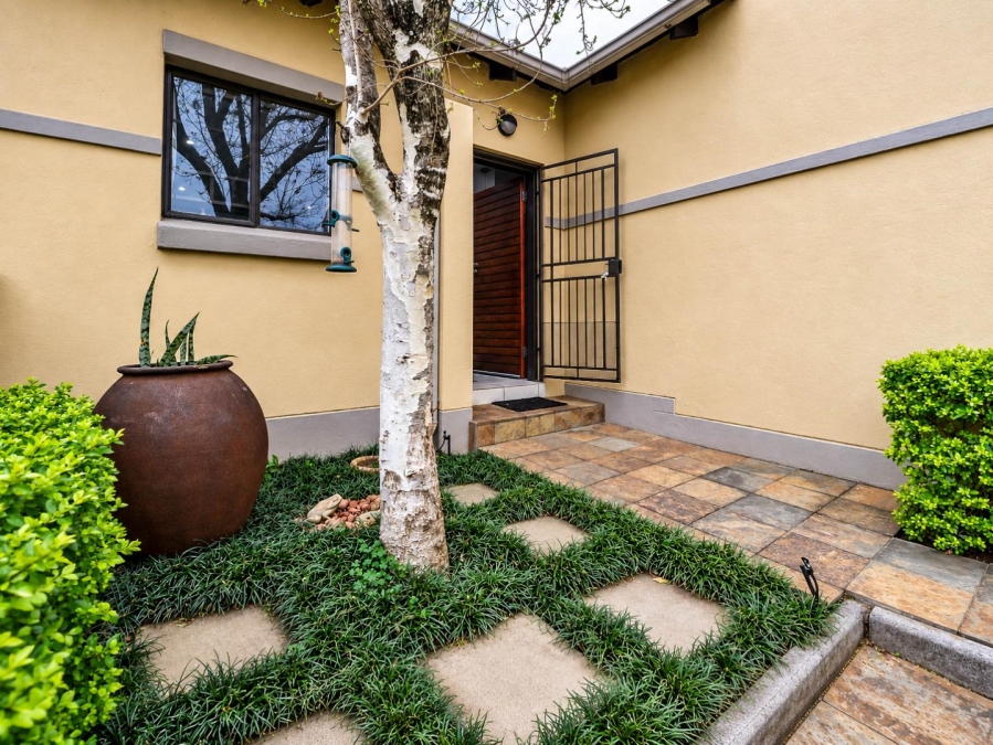 2 Bedroom Property for Sale in Mooikloof Ridge Gauteng
