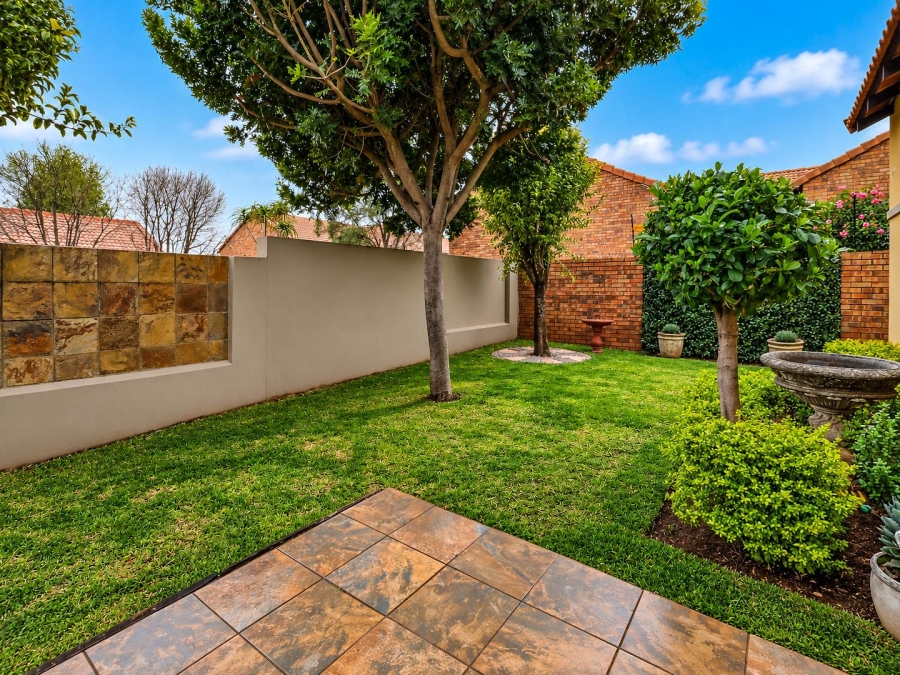 2 Bedroom Property for Sale in Mooikloof Ridge Gauteng