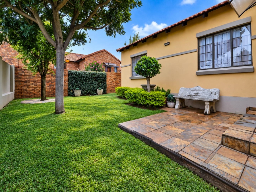 2 Bedroom Property for Sale in Mooikloof Ridge Gauteng