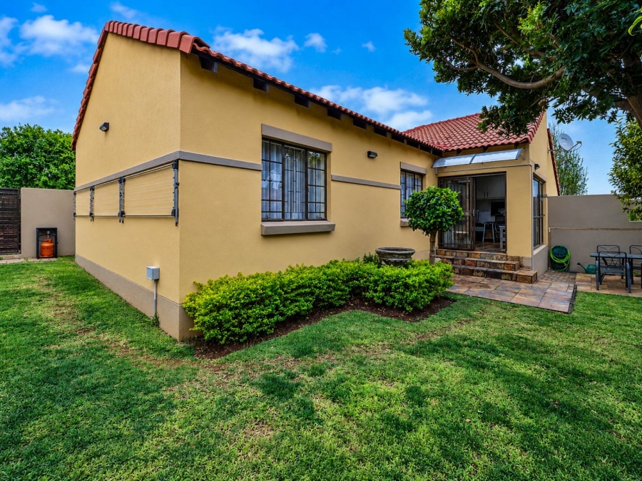 2 Bedroom Property for Sale in Mooikloof Ridge Gauteng