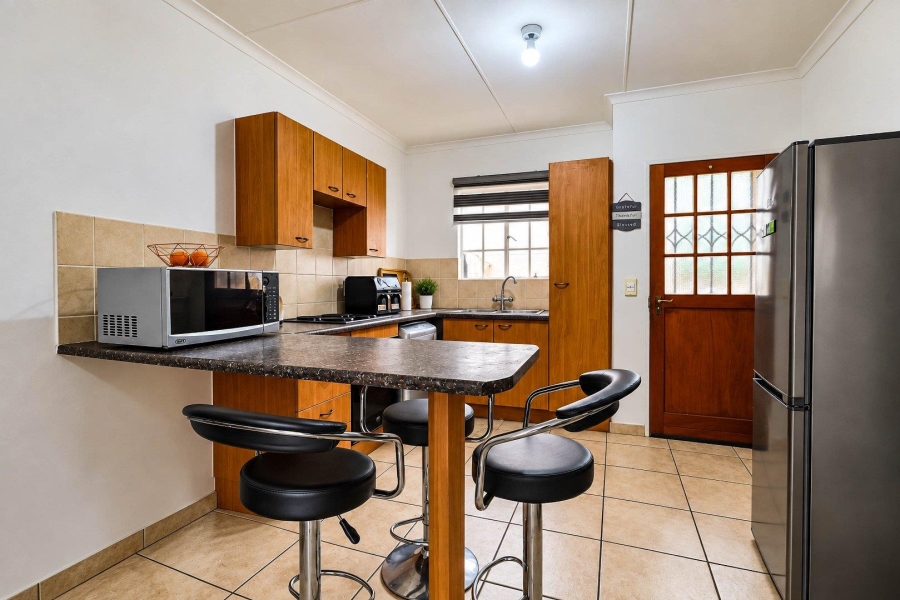 2 Bedroom Property for Sale in Kosmosdal Gauteng