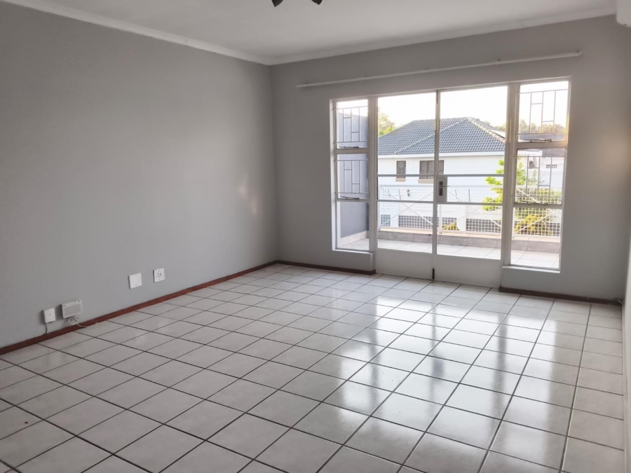 To Let 3 Bedroom Property for Rent in New Redruth Gauteng