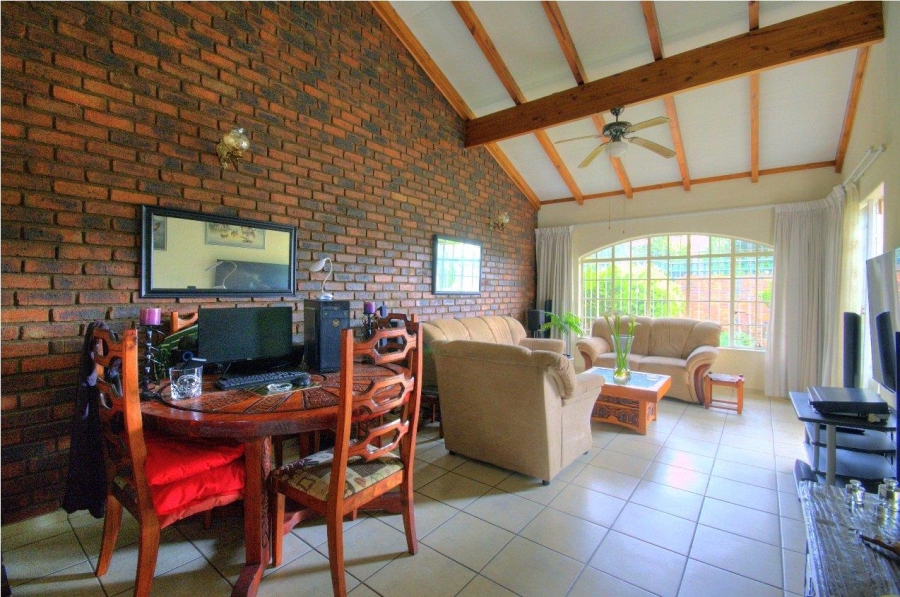 1 Bedroom Property for Sale in Brackenhurst Gauteng