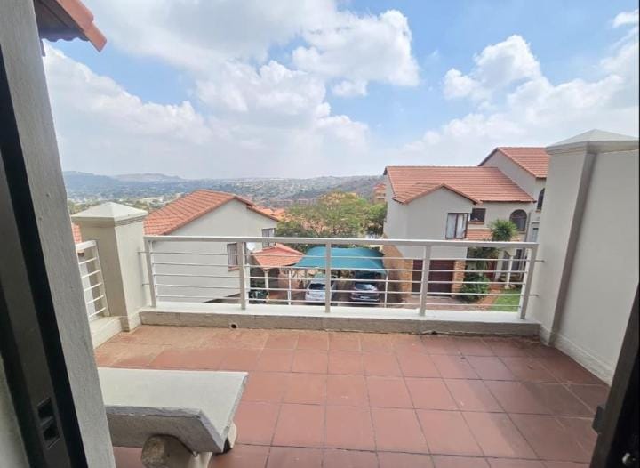 2 Bedroom Property for Sale in Winchester Hills Gauteng