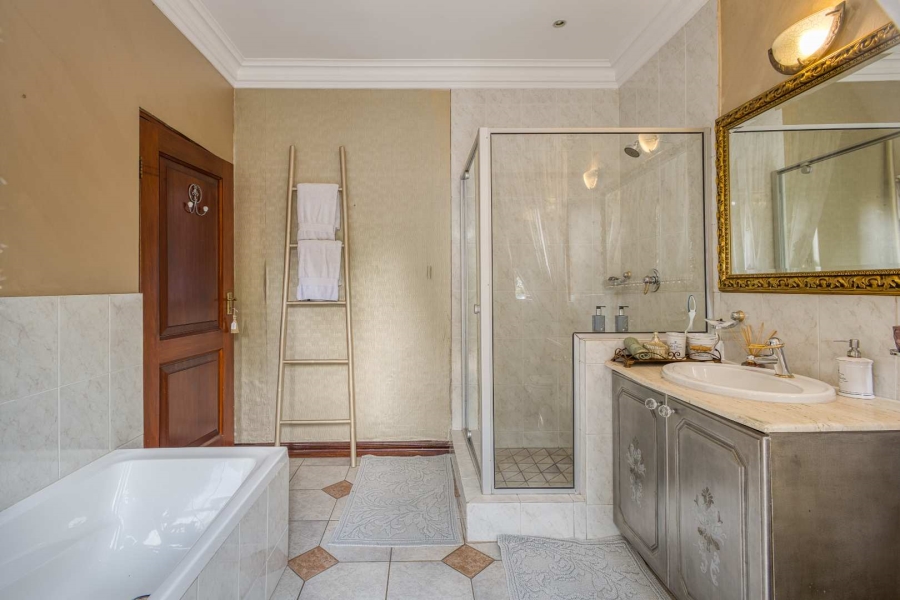 4 Bedroom Property for Sale in Dainfern Golf Estate Gauteng