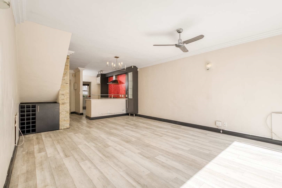 2 Bedroom Property for Sale in Fourways Gardens Gauteng