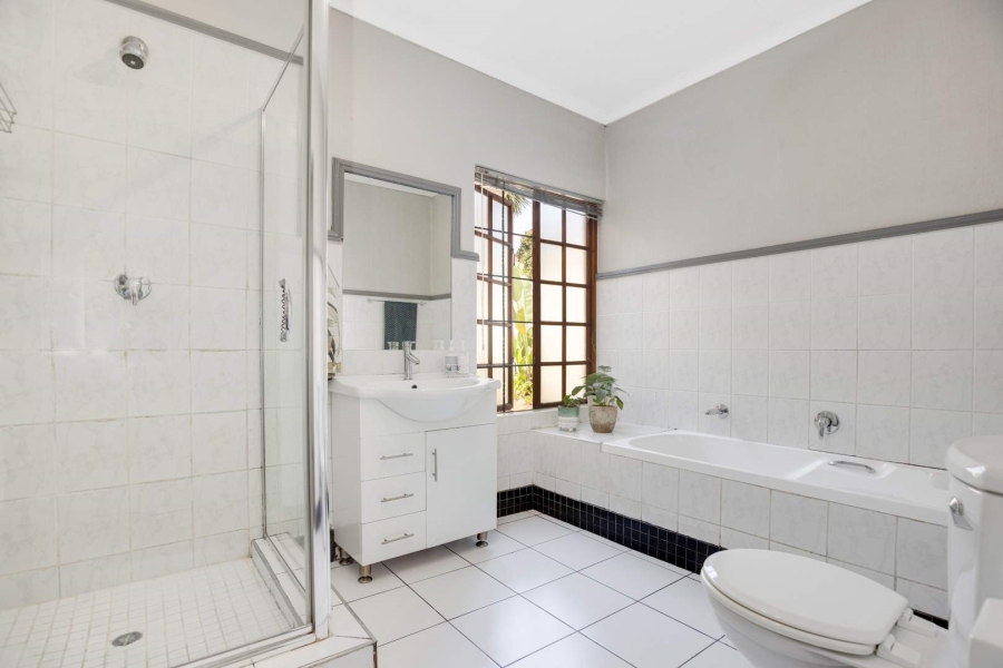 3 Bedroom Property for Sale in Douglasdale Gauteng