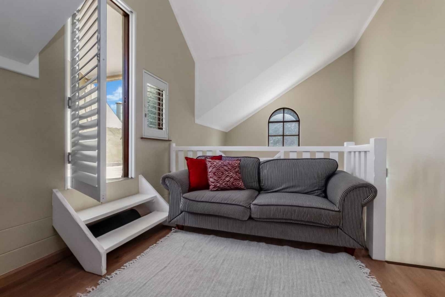 1 Bedroom Property for Sale in Lonehill Gauteng
