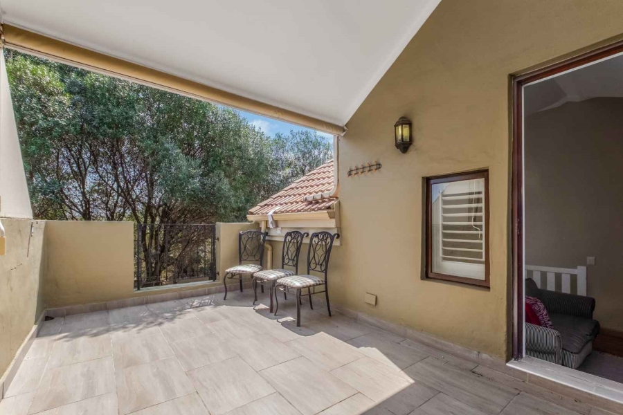 1 Bedroom Property for Sale in Lonehill Gauteng