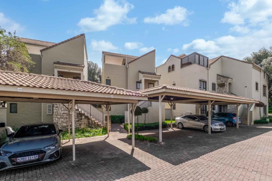 1 Bedroom Property for Sale in Lonehill Gauteng