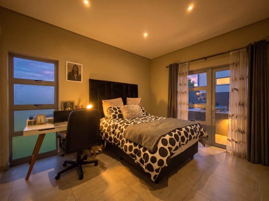 3 Bedroom Property for Sale in Eye of Africa Gauteng