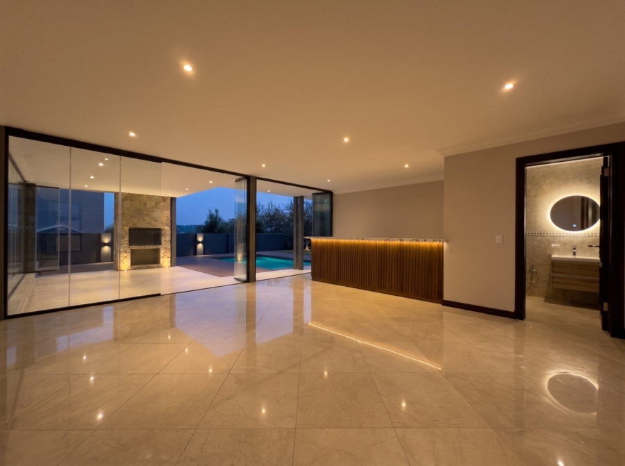 6 Bedroom Property for Sale in Eye of Africa Gauteng