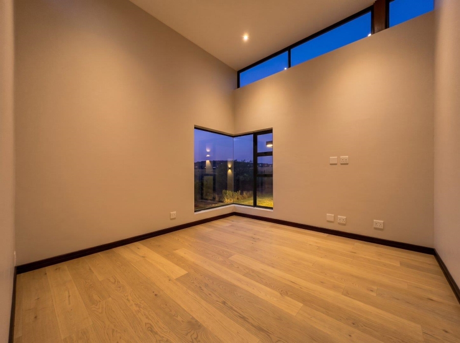 6 Bedroom Property for Sale in Eye of Africa Gauteng