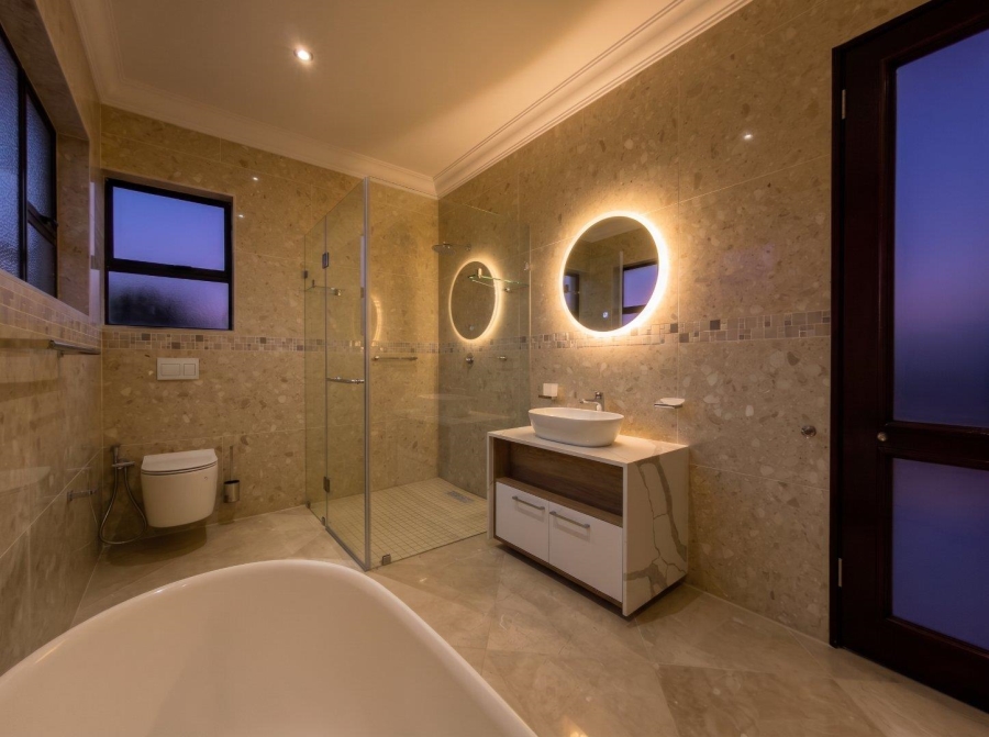 6 Bedroom Property for Sale in Eye of Africa Gauteng