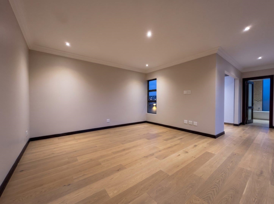 6 Bedroom Property for Sale in Eye of Africa Gauteng