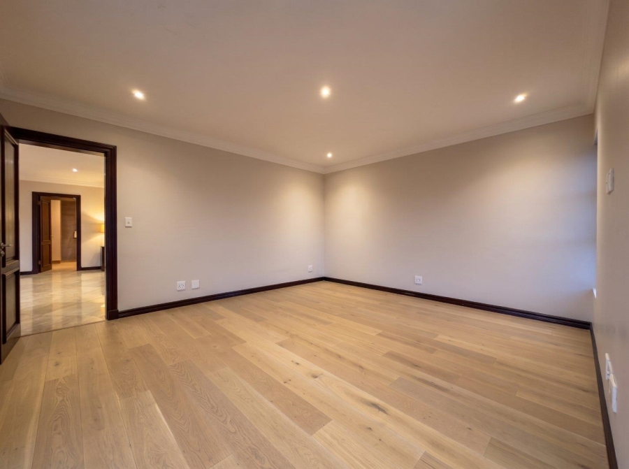 6 Bedroom Property for Sale in Eye of Africa Gauteng