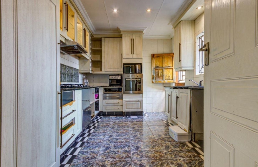 3 Bedroom Property for Sale in Birch Acres Gauteng
