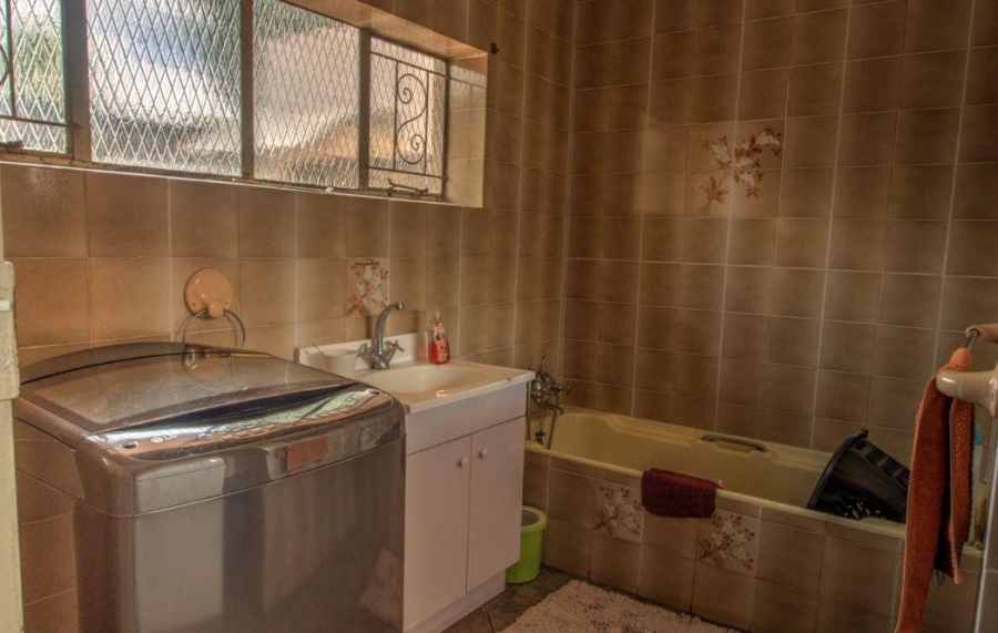 3 Bedroom Property for Sale in Kempton Park Central Gauteng