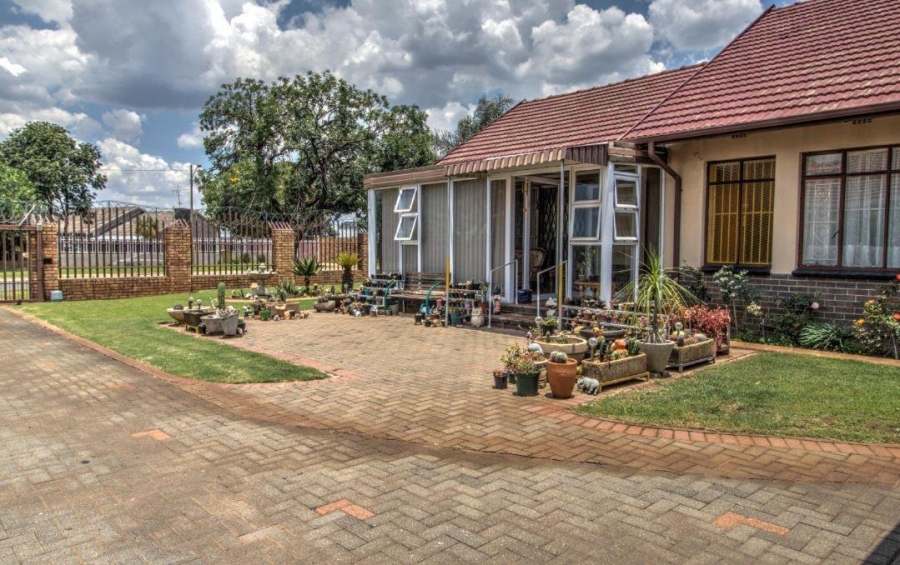 3 Bedroom Property for Sale in Kempton Park Central Gauteng