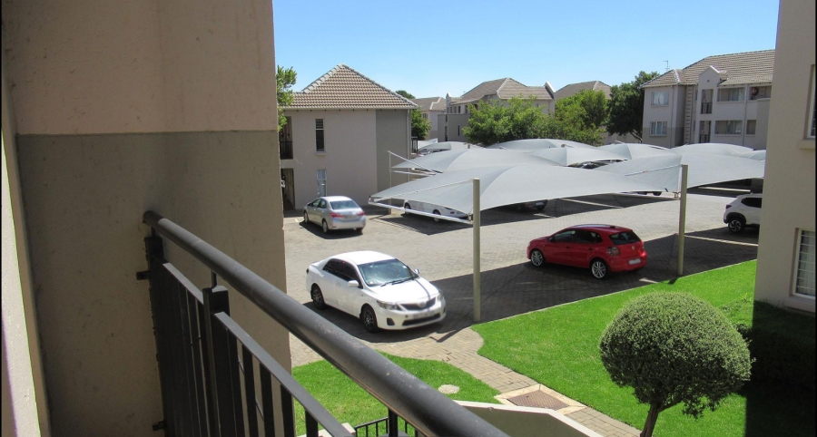 2 Bedroom Property for Sale in Klippoortje Gauteng