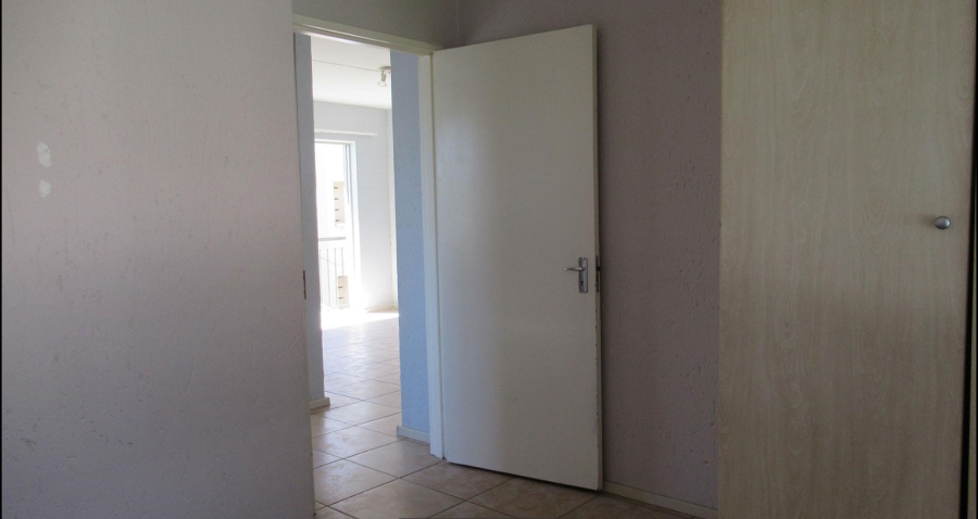 2 Bedroom Property for Sale in Klippoortje Gauteng
