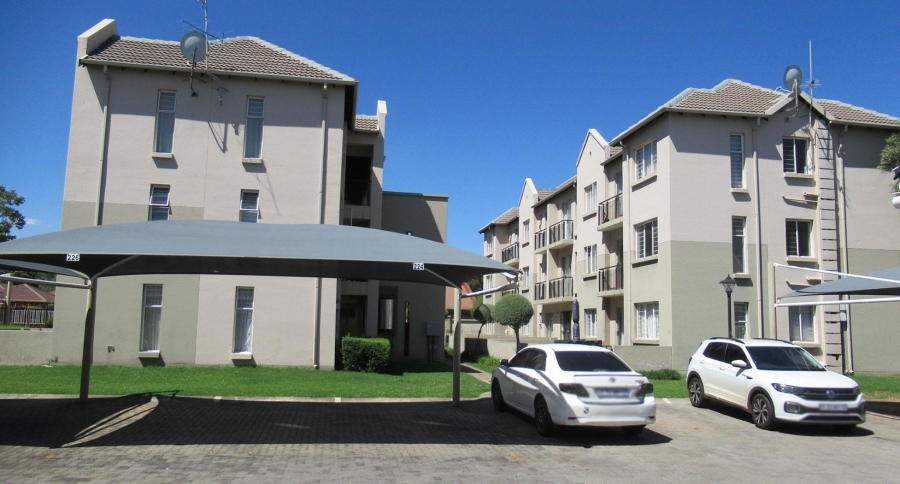 2 Bedroom Property for Sale in Klippoortje Gauteng