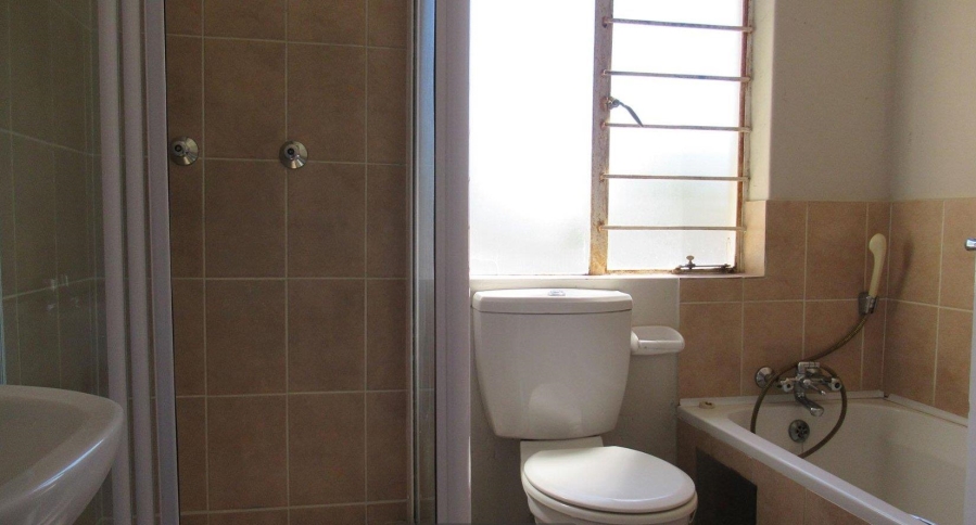 2 Bedroom Property for Sale in Klippoortje Gauteng