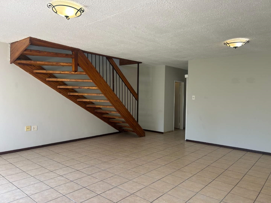 3 Bedroom Property for Sale in Farrarmere Gauteng