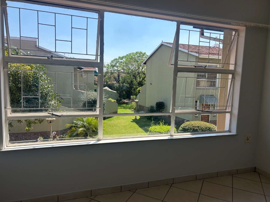 3 Bedroom Property for Sale in Farrarmere Gauteng