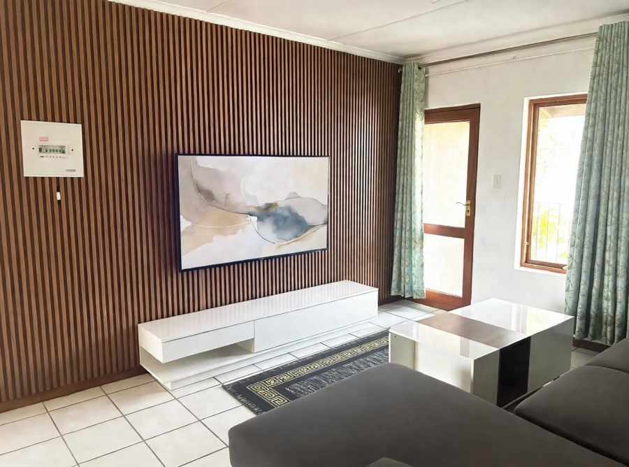 2 Bedroom Property for Sale in Helderwyk Gauteng