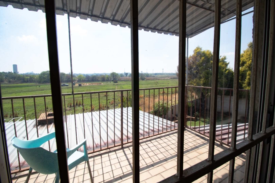 6 Bedroom Property for Sale in Parkrand Gauteng