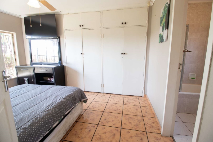 6 Bedroom Property for Sale in Parkrand Gauteng