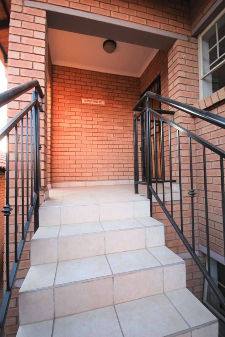 To Let 2 Bedroom Property for Rent in Hazeldean Gauteng