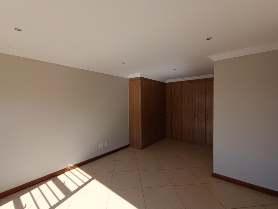 3 Bedroom Property for Sale in Thatchfield Close Gauteng