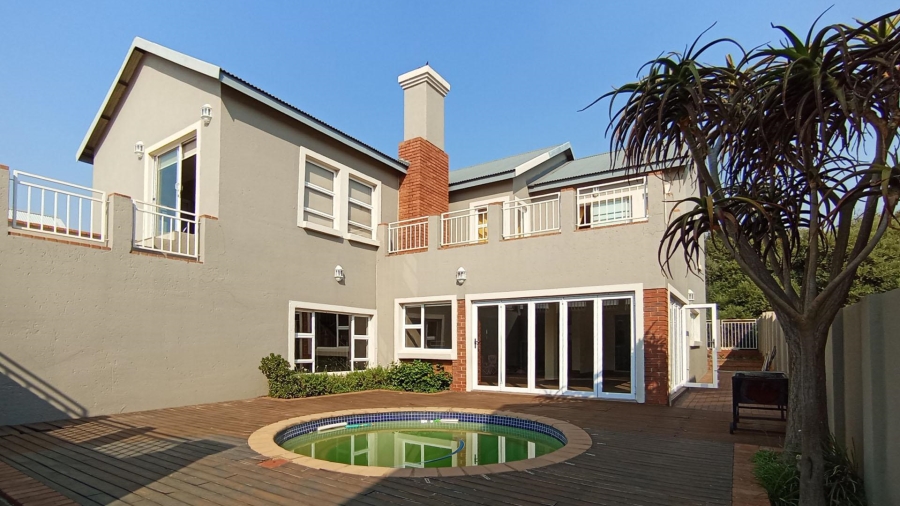 4 Bedroom Property for Sale in Heritage Hill Gauteng