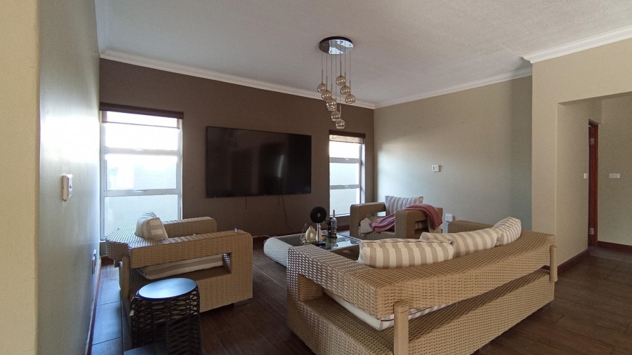 4 Bedroom Property for Sale in Heritage Hill Gauteng