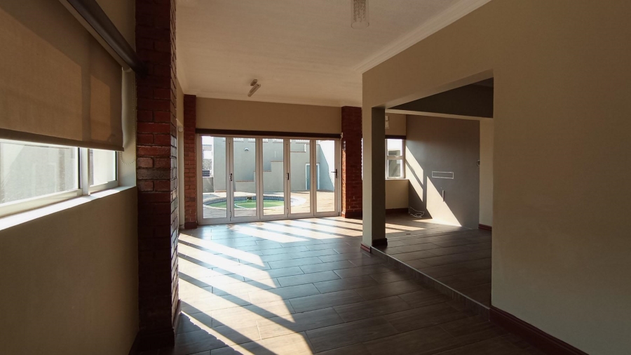 4 Bedroom Property for Sale in Heritage Hill Gauteng