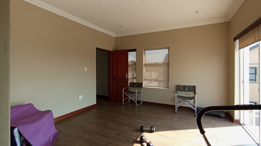 4 Bedroom Property for Sale in Heritage Hill Gauteng