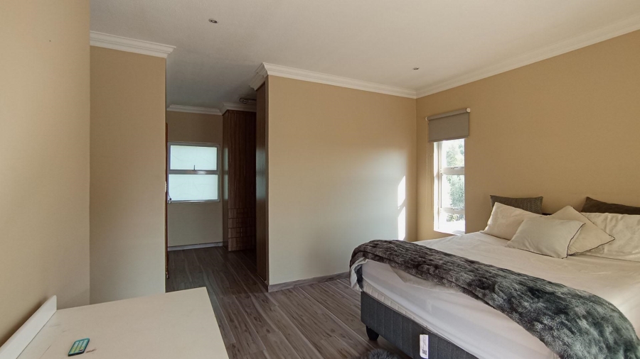 4 Bedroom Property for Sale in Heritage Hill Gauteng