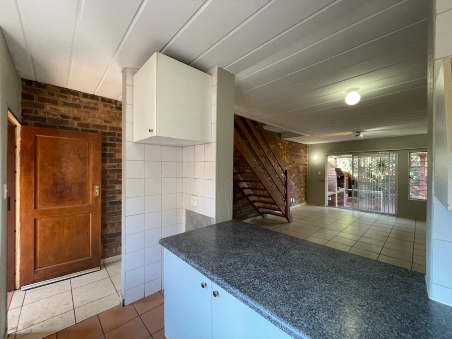 4 Bedroom Property for Sale in Weltevreden Park Gauteng