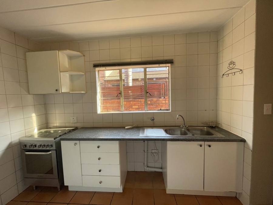 4 Bedroom Property for Sale in Weltevreden Park Gauteng
