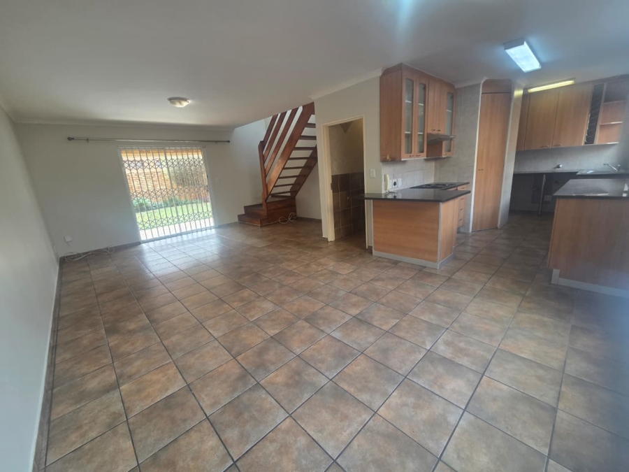 3 Bedroom Property for Sale in Wilgeheuwel Gauteng