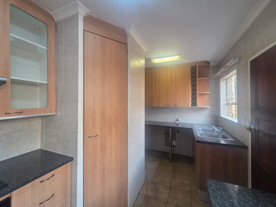 3 Bedroom Property for Sale in Wilgeheuwel Gauteng